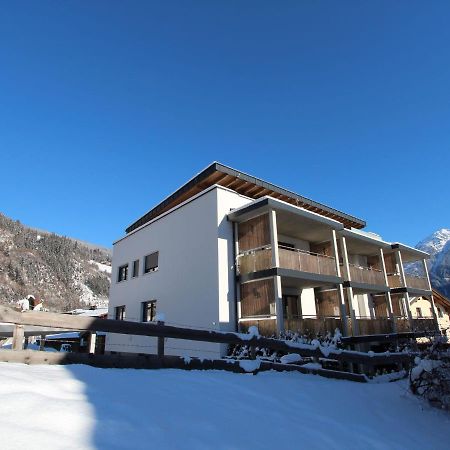Modern Apartment In Neukirchen Am Gro Venediger Neukirchen am Großvenediger Buitenkant foto